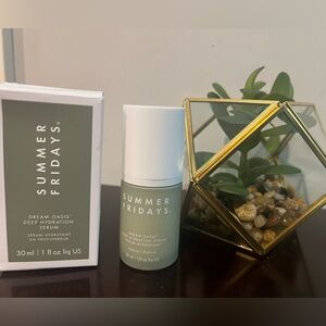 Summer Fridays
Dream Oasis Deep Hydration Serum